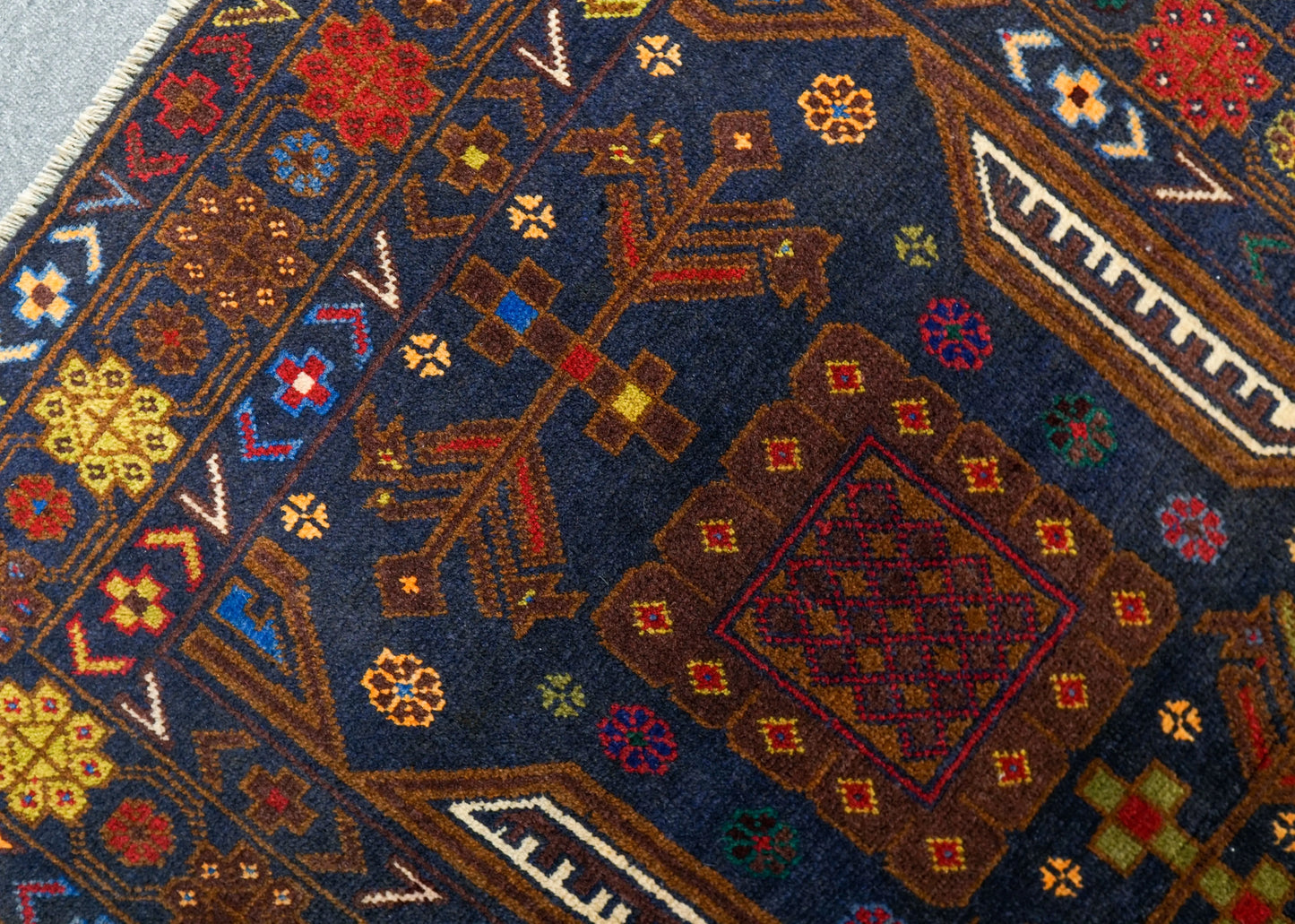 144×88cm ペルシャ絨毯 バルーチ 手織り トライバルラグ ヴィンテージ Decorworks