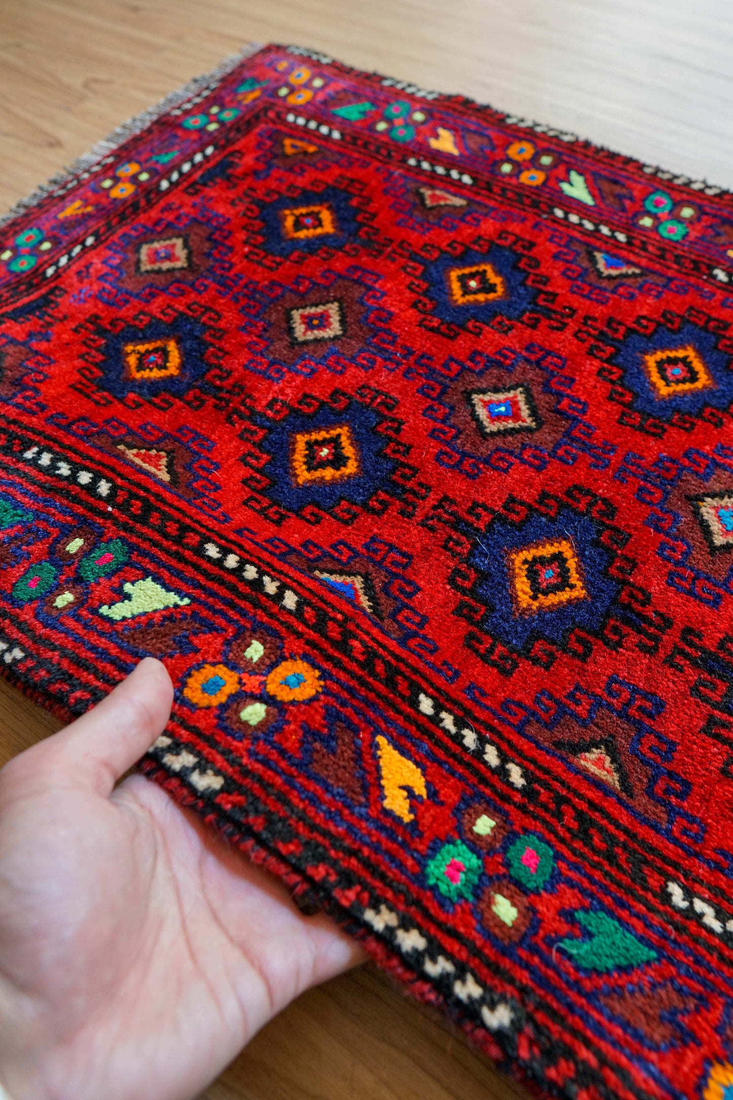  トライバルラグ　ヴィンテージラグ　バルーチ族　74×51cm ペルシャ絨毯　玄関マットサイズ