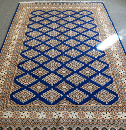185×126cm パキスタン手織り絨毯 . トライバルラグ　 Decorworks