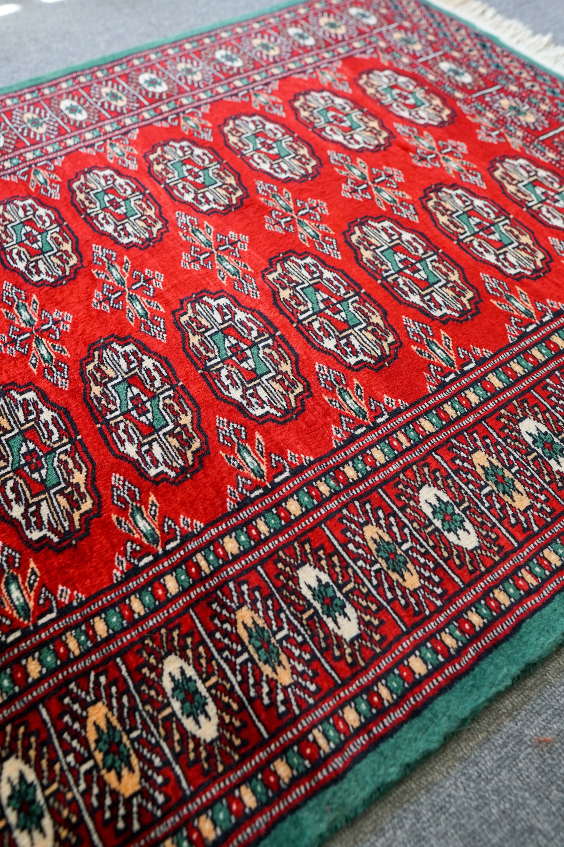 120×80cm  手織りパキスタン絨毯 トルクメン ボハララグ Decorworks