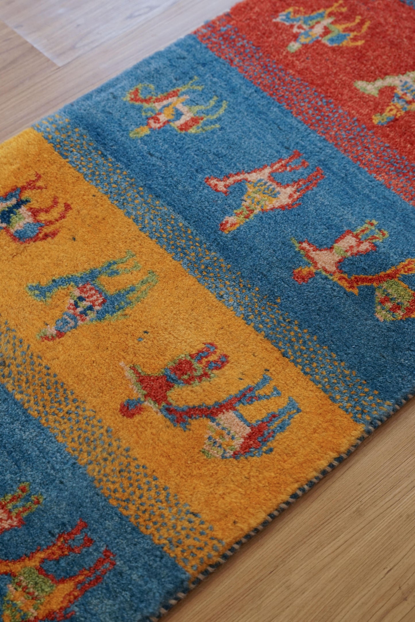 Collection ペルシャ手織りギャッベ ランナー 189×56cm ｜ 遊牧民デザインのウールラグ