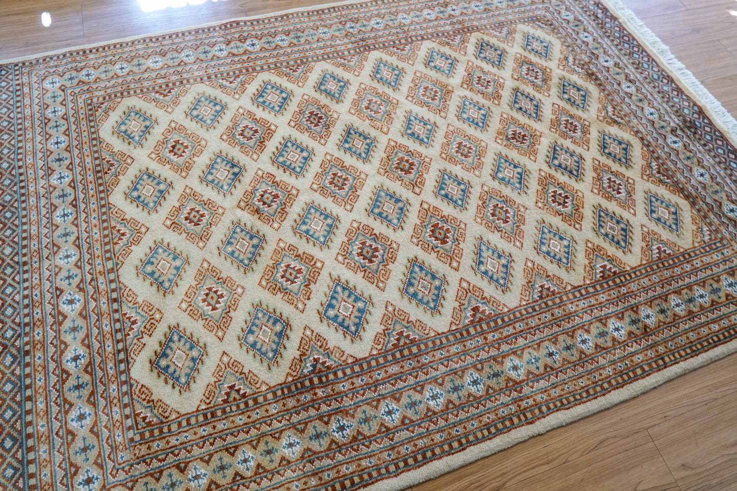 手織りパキスタン絨毯 184×128cm｜9/16クオリティ・ベージュ×ブルー