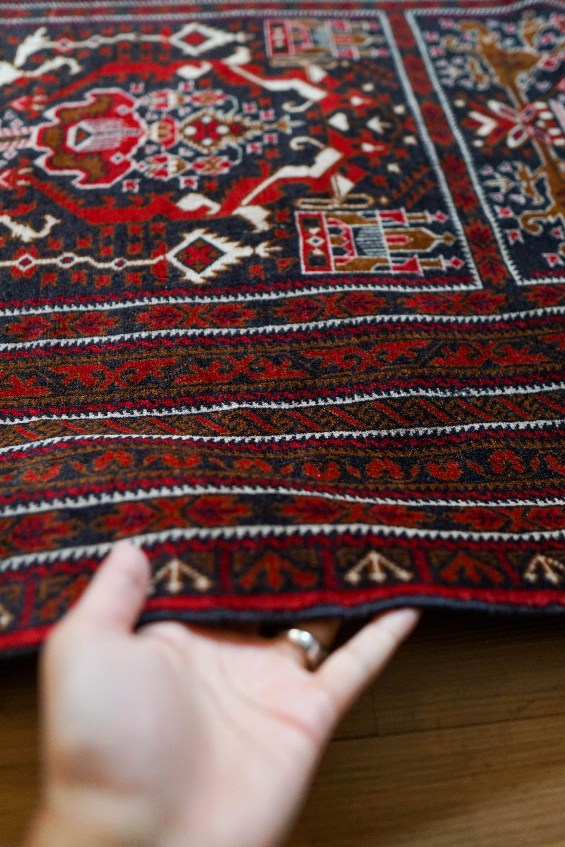  アフガニスタン手織り絨毯 ビルジククオリティ 292×89cm