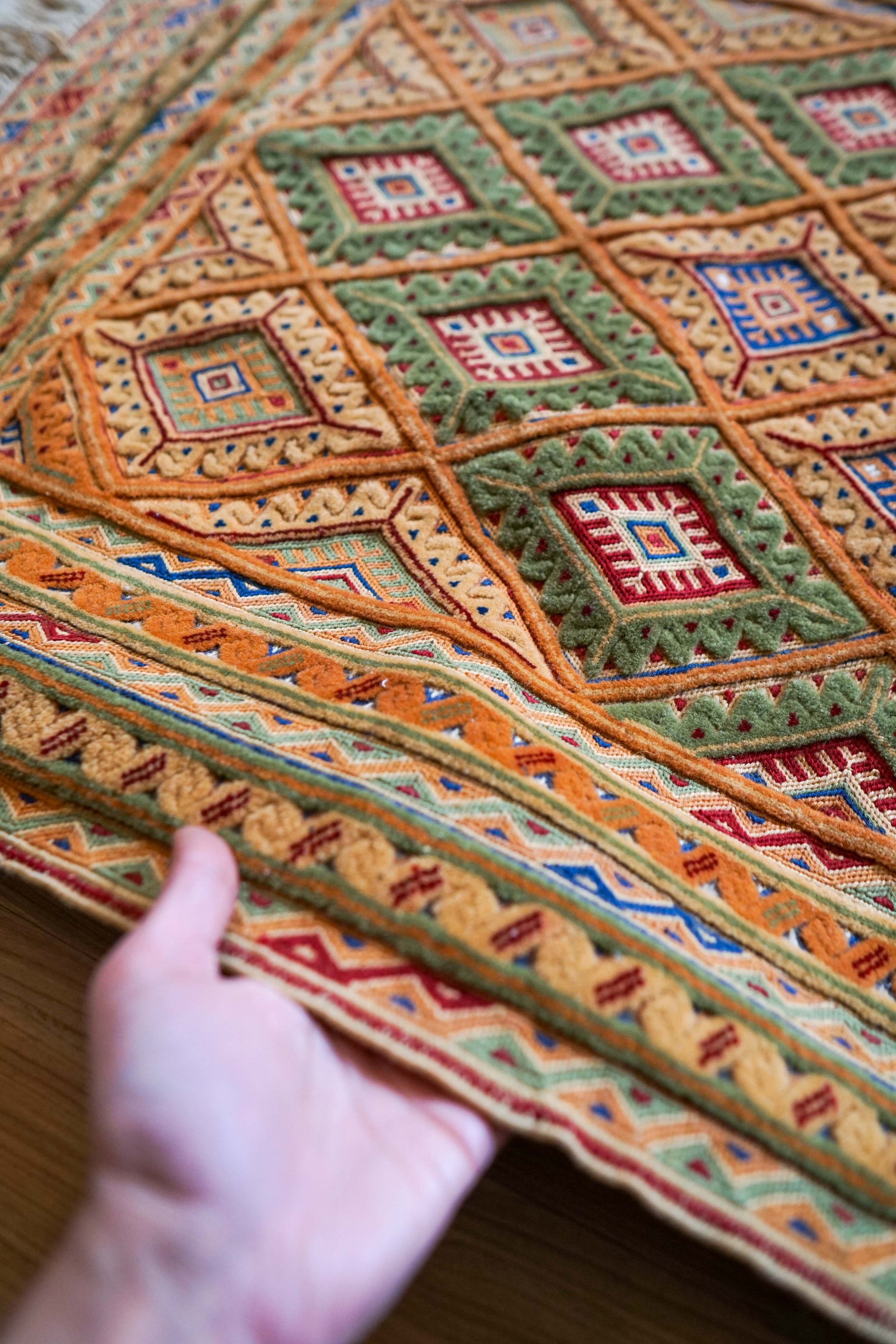  アフガニスタン 手織り マシュワニ キリムトライバルラグ Fine quality 116×81cm