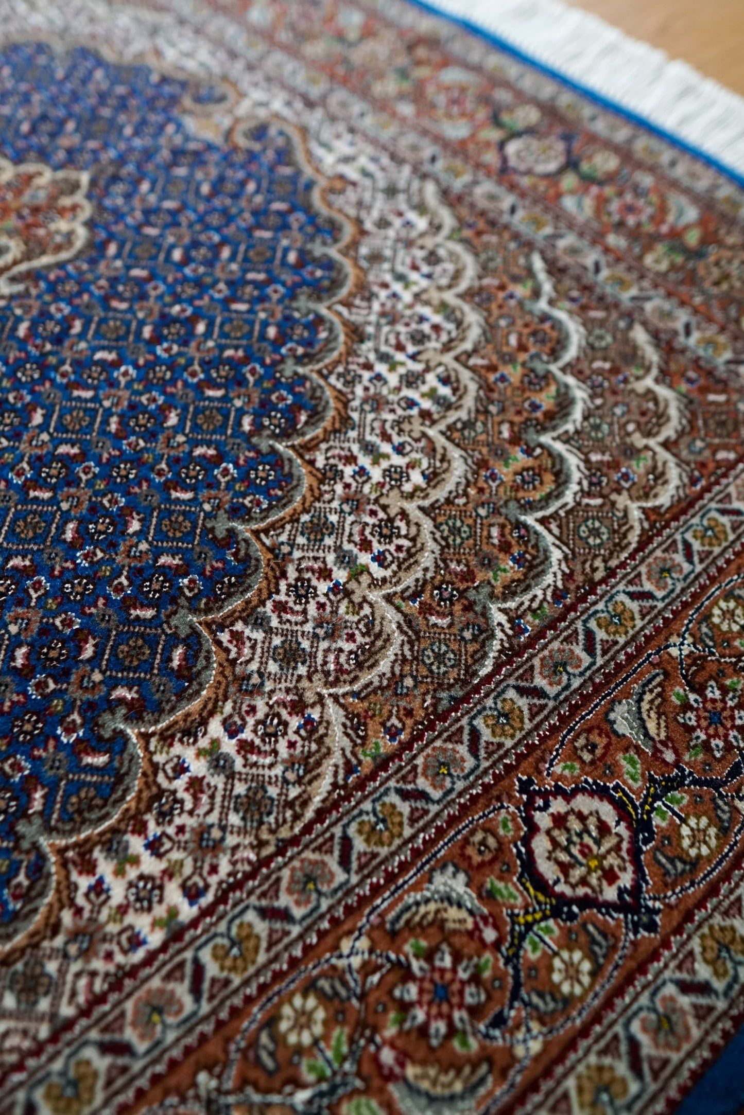 Collection 154×106cm 手織り ペルシャ絨毯 タブリーズ産　50RAJ