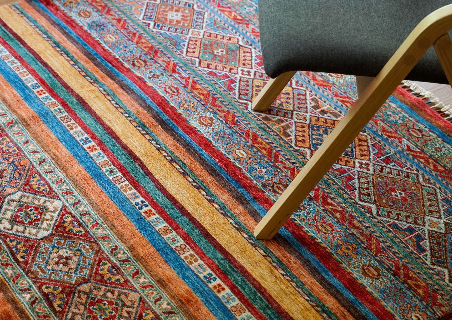 アフガニスタン手織り絨毯 ガズニーウール 200×149cm｜クルジーンデザイン トライバルラグ リビングサイズ