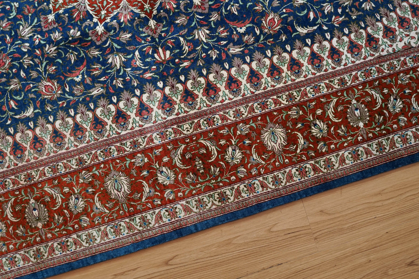 Collection 197×135cm ペルシャ手織り絨毯 クム産 ヌーリ工房 シルク100% 証明書付