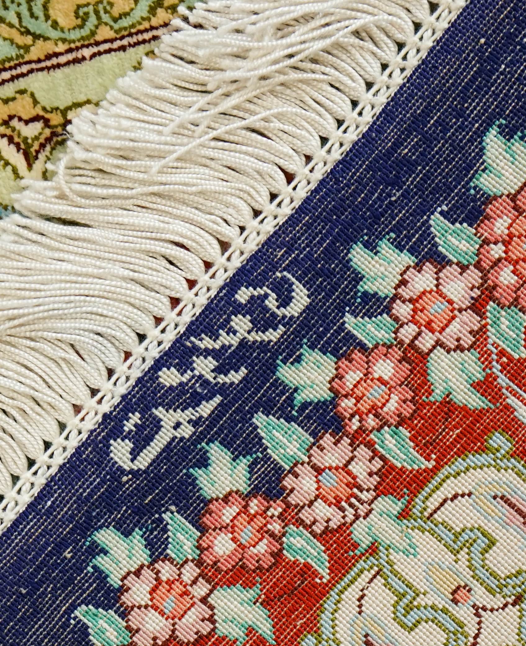  ペルシャ絨毯 クム産 100％シルク 手織り 150×98cm